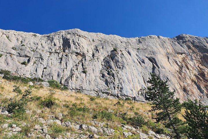 Les falaises de Céüse